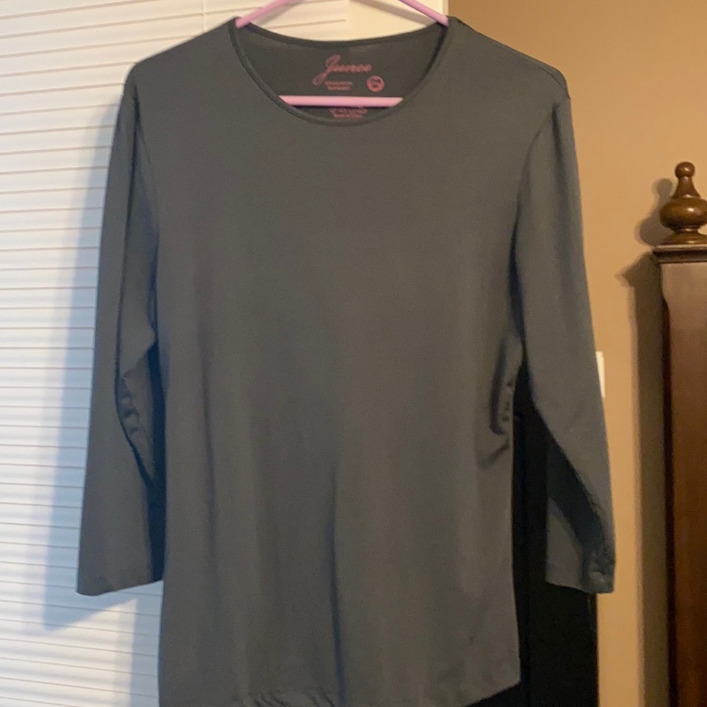 Ladies layering top, Junee brand